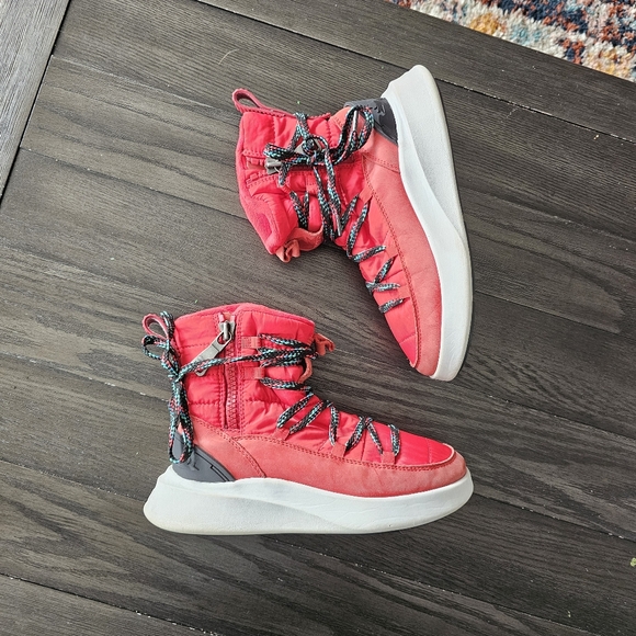 Pajar Canada Winter Boots - Picture 1 of 10